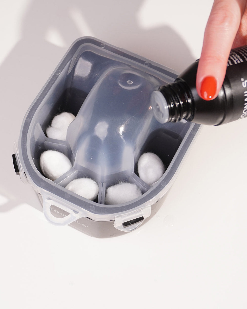 Doonails Switzerland