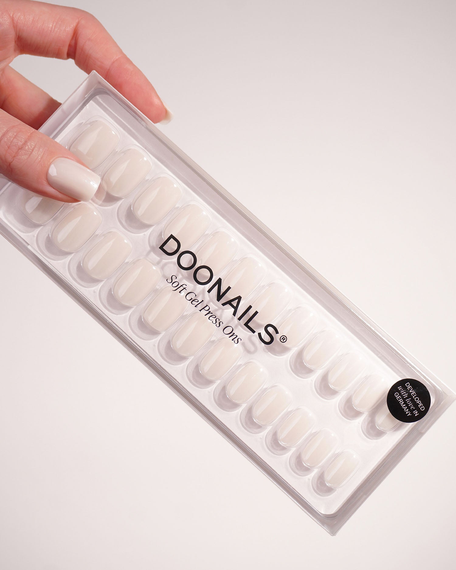 Marry Me Short Square Soft Gel Press Ons - Doonails Switzerland