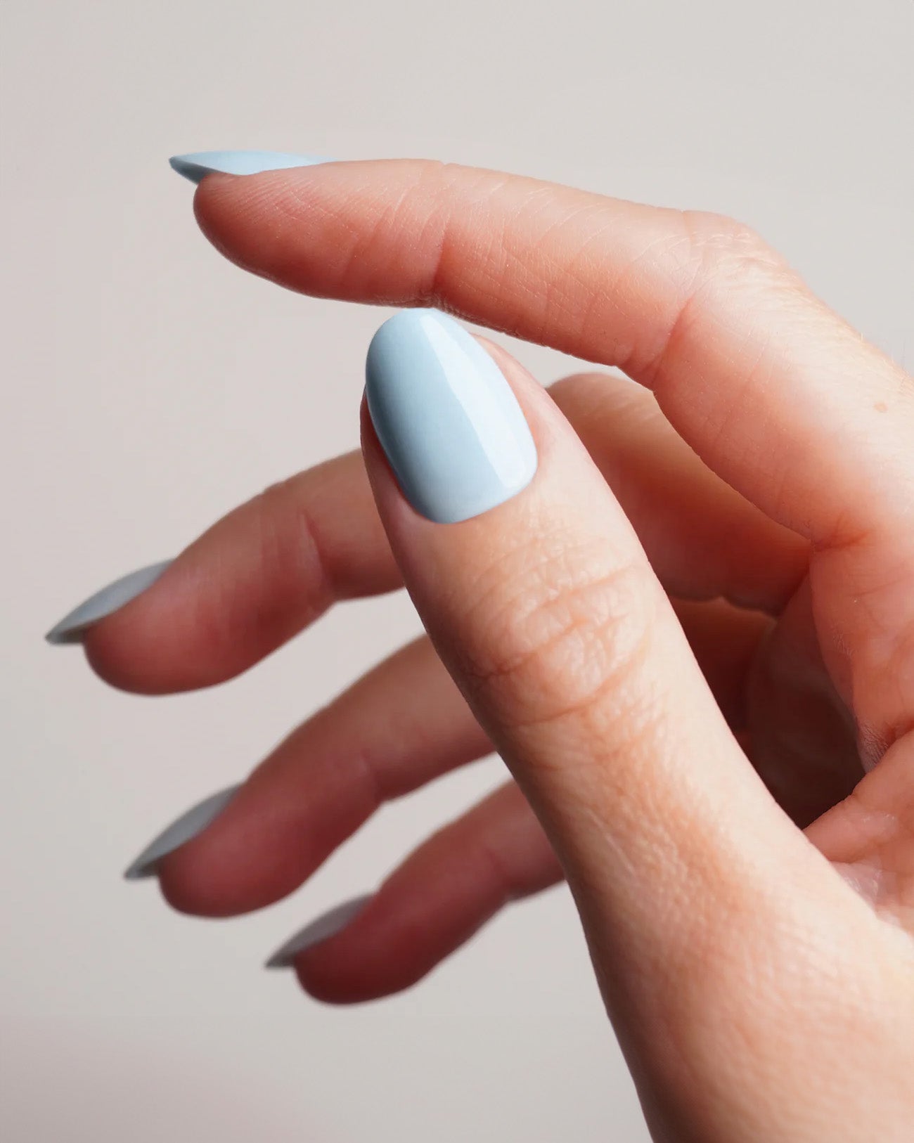 Baby Blue Short Round Soft Gel Press Ons - Doonails Switzerland