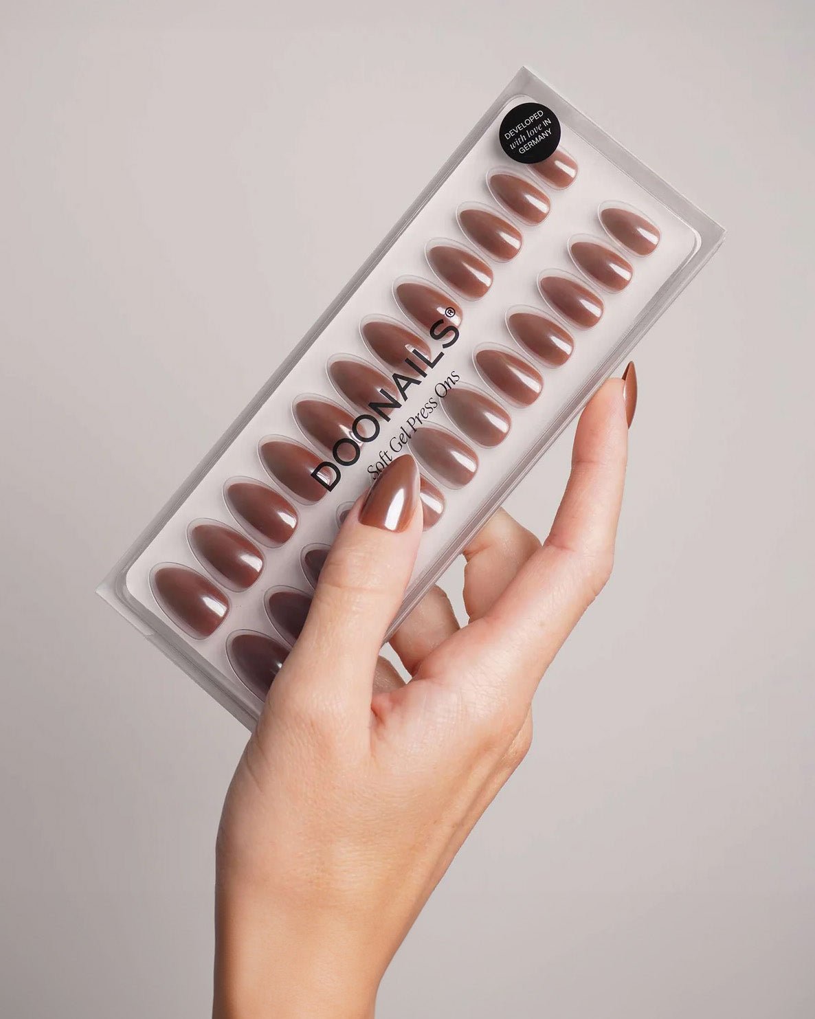 Glazed Chocolate Short Almond Soft Gel Press Ons - Doonails Switzerland