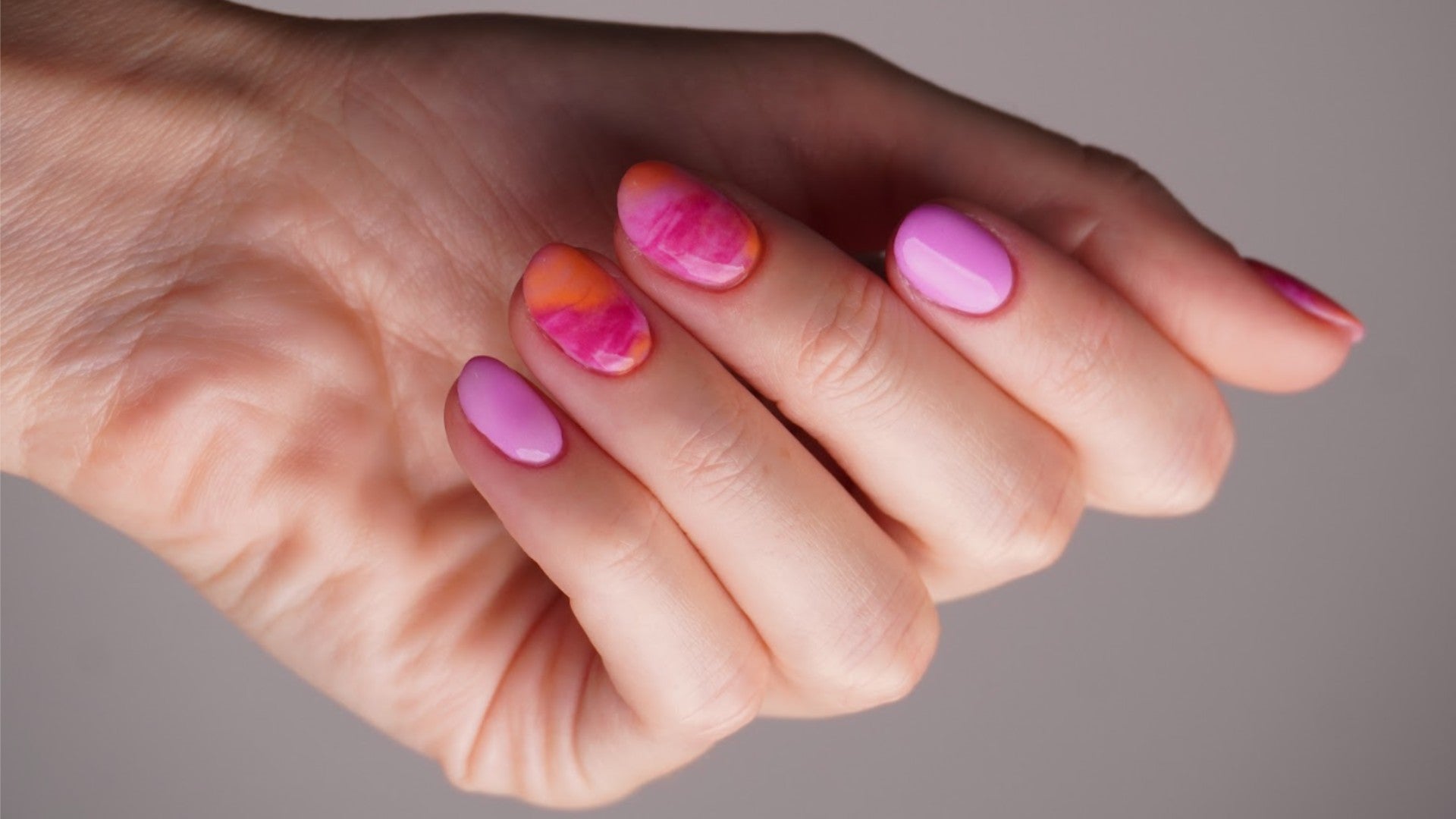 Zodiac Nails: Nageldesigns für die Sommersternzeichen - Doonails Switzerland