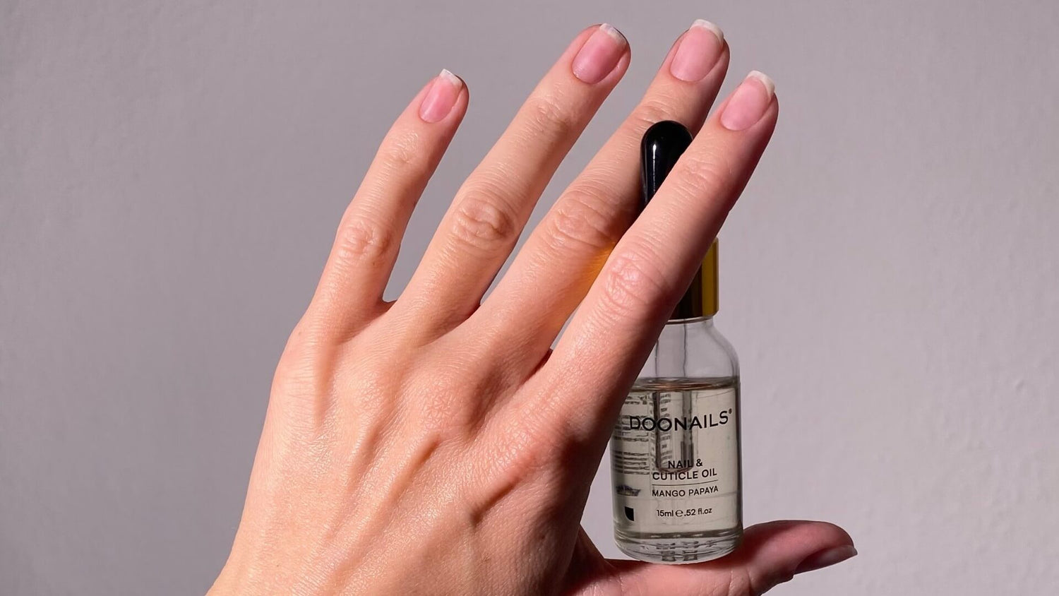 Gesunde Fingernägel: Ein Leitfaden für deine Pflegeroutine - Doonails Switzerland