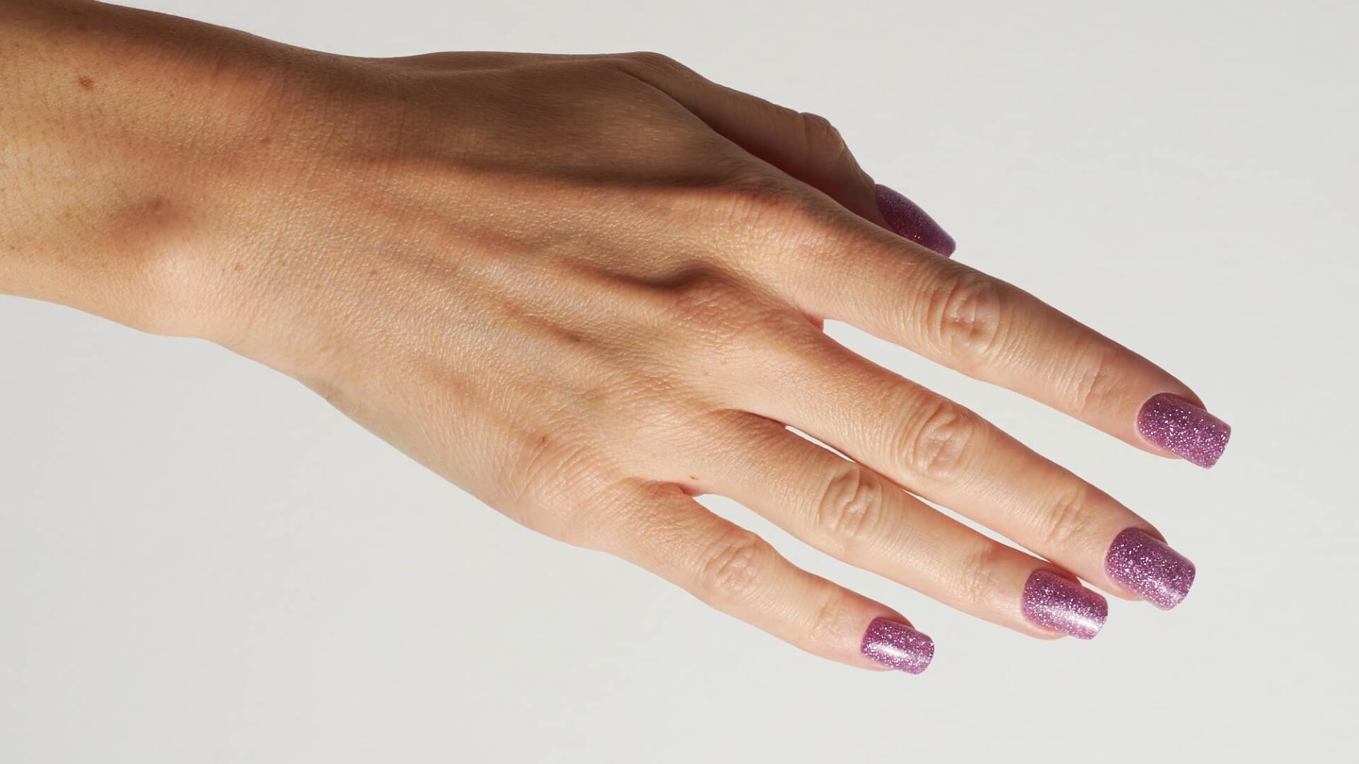 Square Nails: Nageldesigns für eckige Nägel - Doonails Switzerland