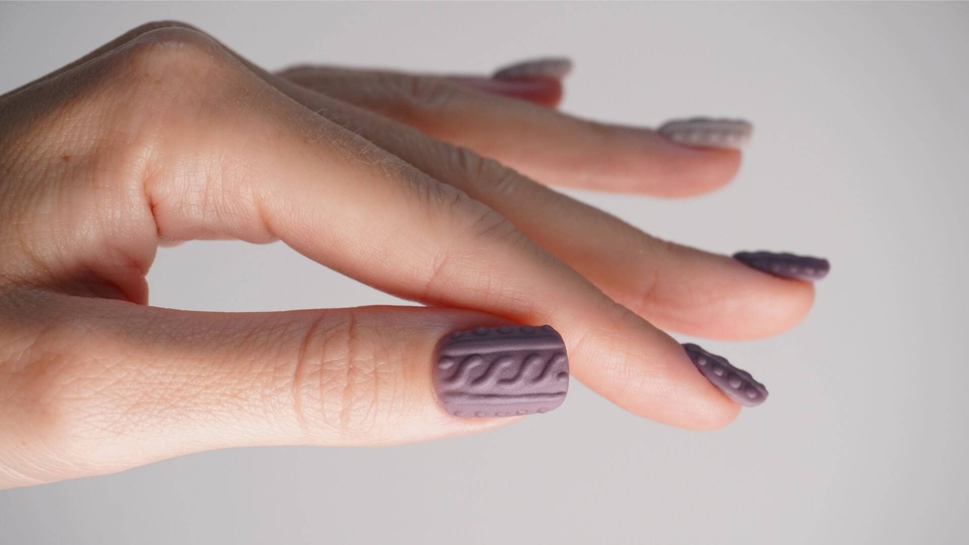 Blumen, Herzen, Linien: Entdecke grenzenlose Möglichkeiten mit Nail Art Tools - Doonails Switzerland