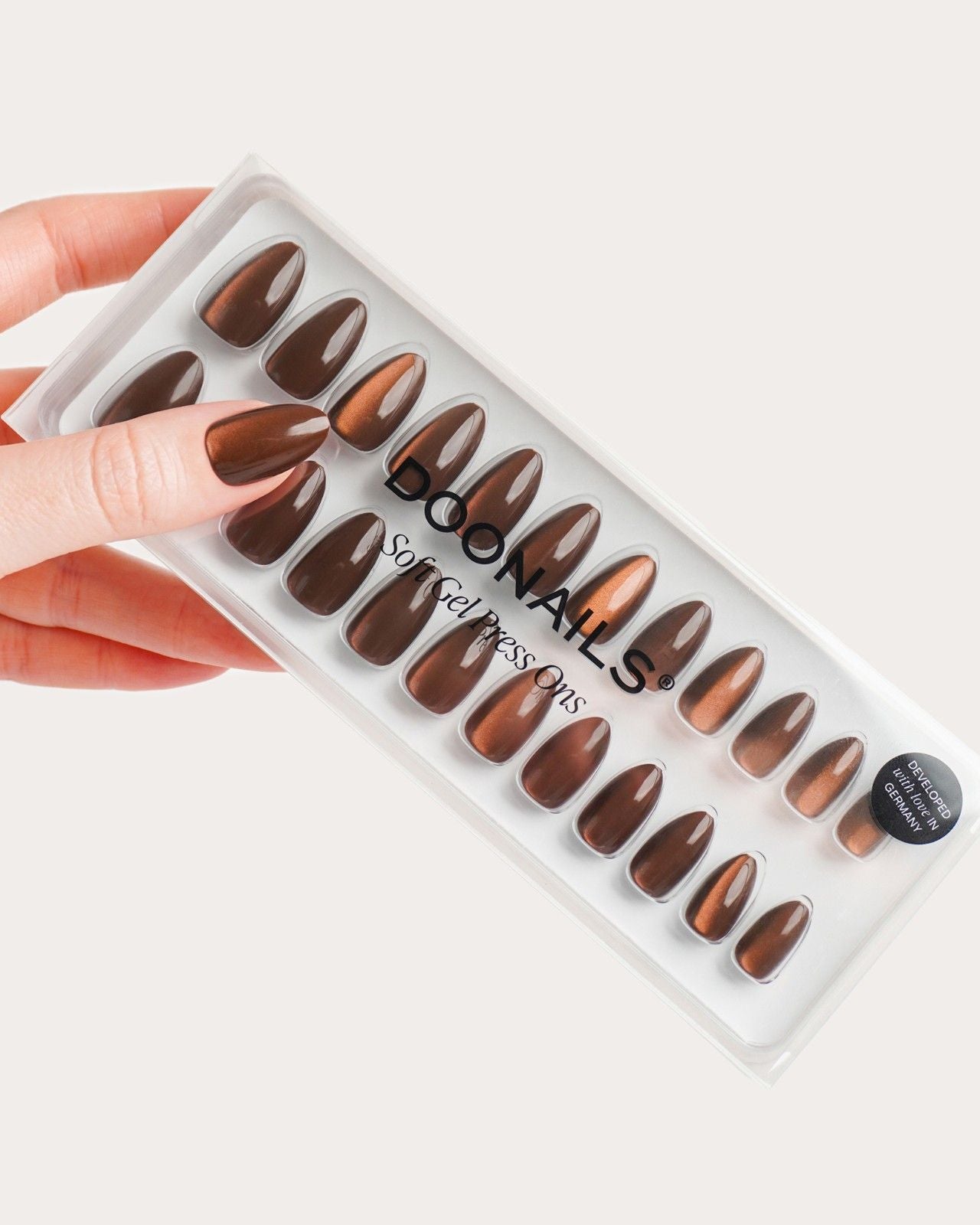 Glass Brown Cat Eye Short Almond Soft Gel Press Ons