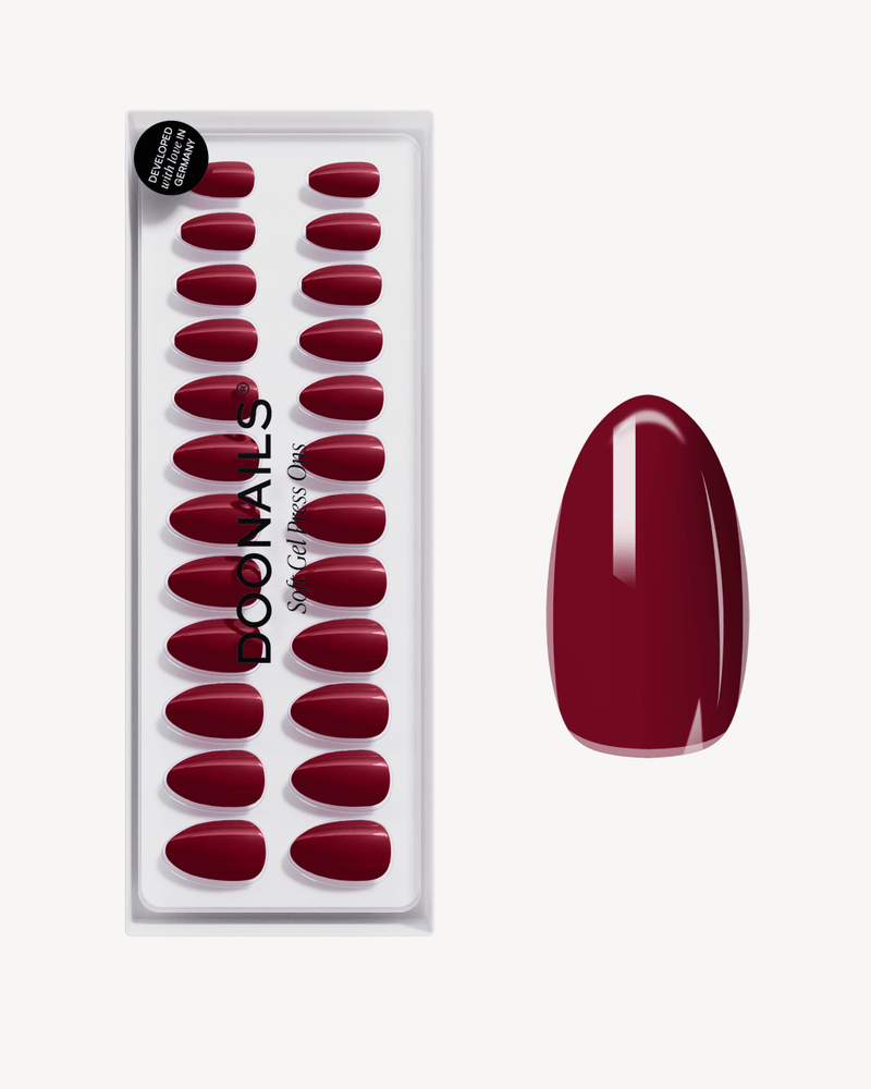 Love Paris Short Almond Soft Gel Press Ons - Doonails Switzerland