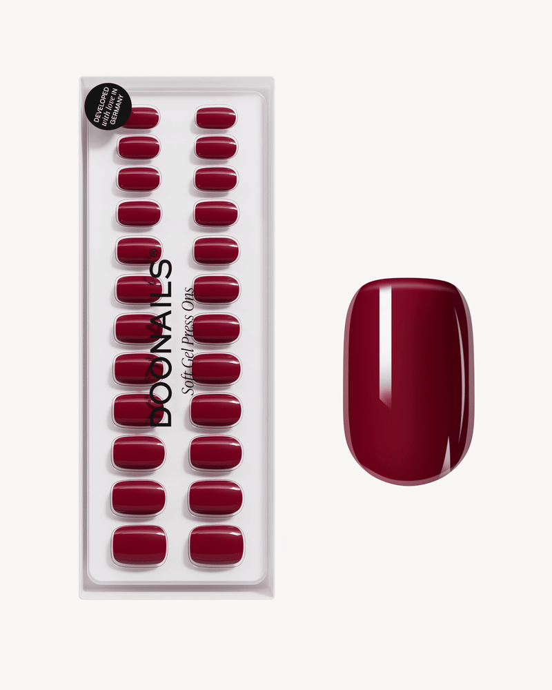 Love Paris Short Square Soft Gel Press Ons - Doonails Switzerland