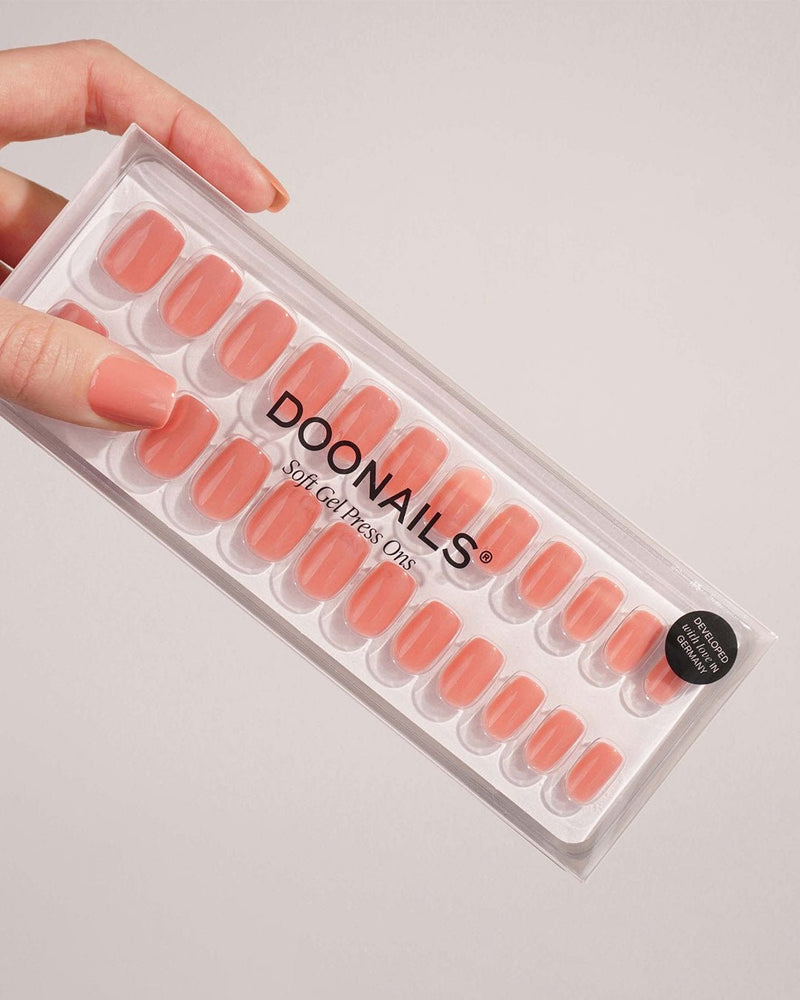 Peach Please Short Square Soft Gel Press Ons - Doonails Switzerland
