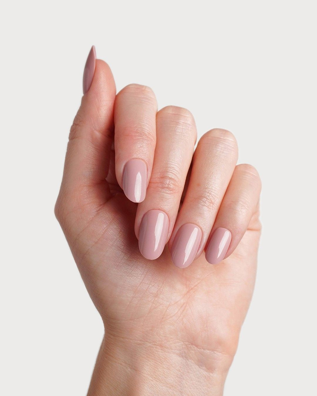 Valentine Crush Medium Round Soft Gel Press Ons - Switzerland