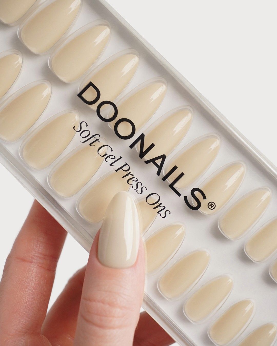 Vanilla Medium Almond Soft Gel Press Ons - Switzerland