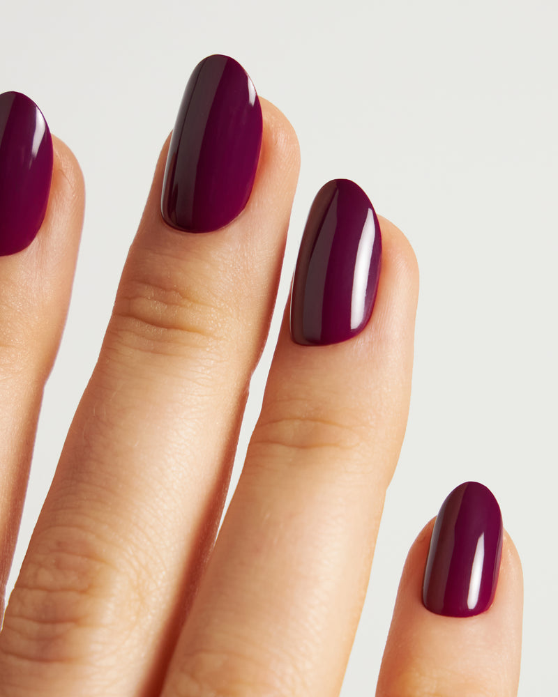 Into You Medium Round Soft Gel Press Ons - Doonails Switzerland