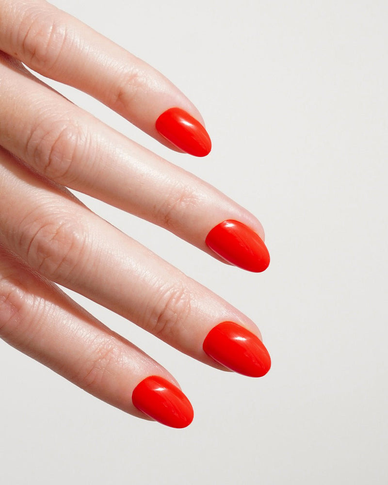 On Fire Short Round Soft Gel Press Ons - Doonails Switzerland