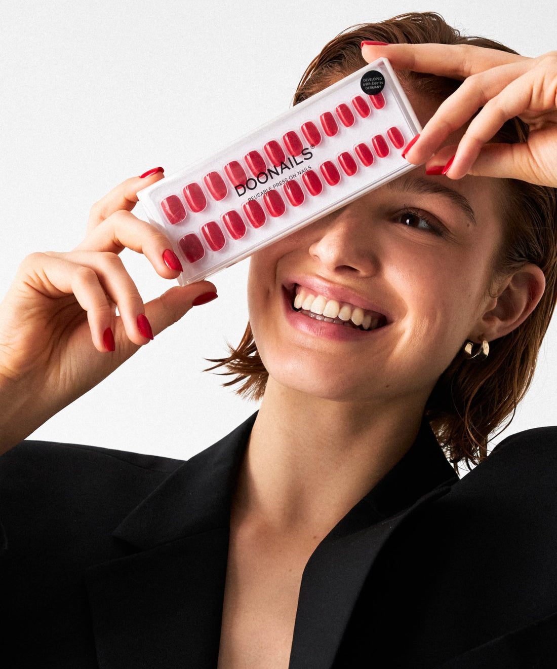 28. November 2023: Wir launchen eine zweite Maniküremethode: Soft Gel Press Ons