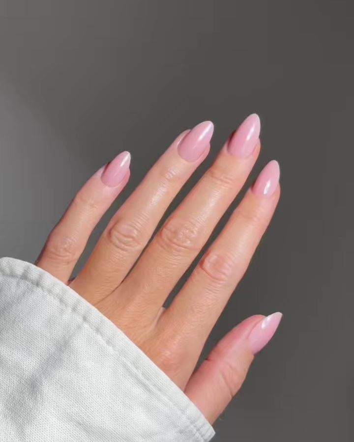 Jetset Short Almond Soft Gel Press Ons
